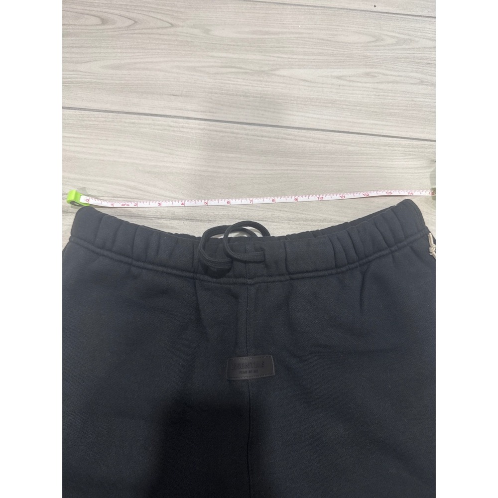 Fear of God Essentials Sweat Shorts Black Mens Size Small NWT - Picture 4 of 7